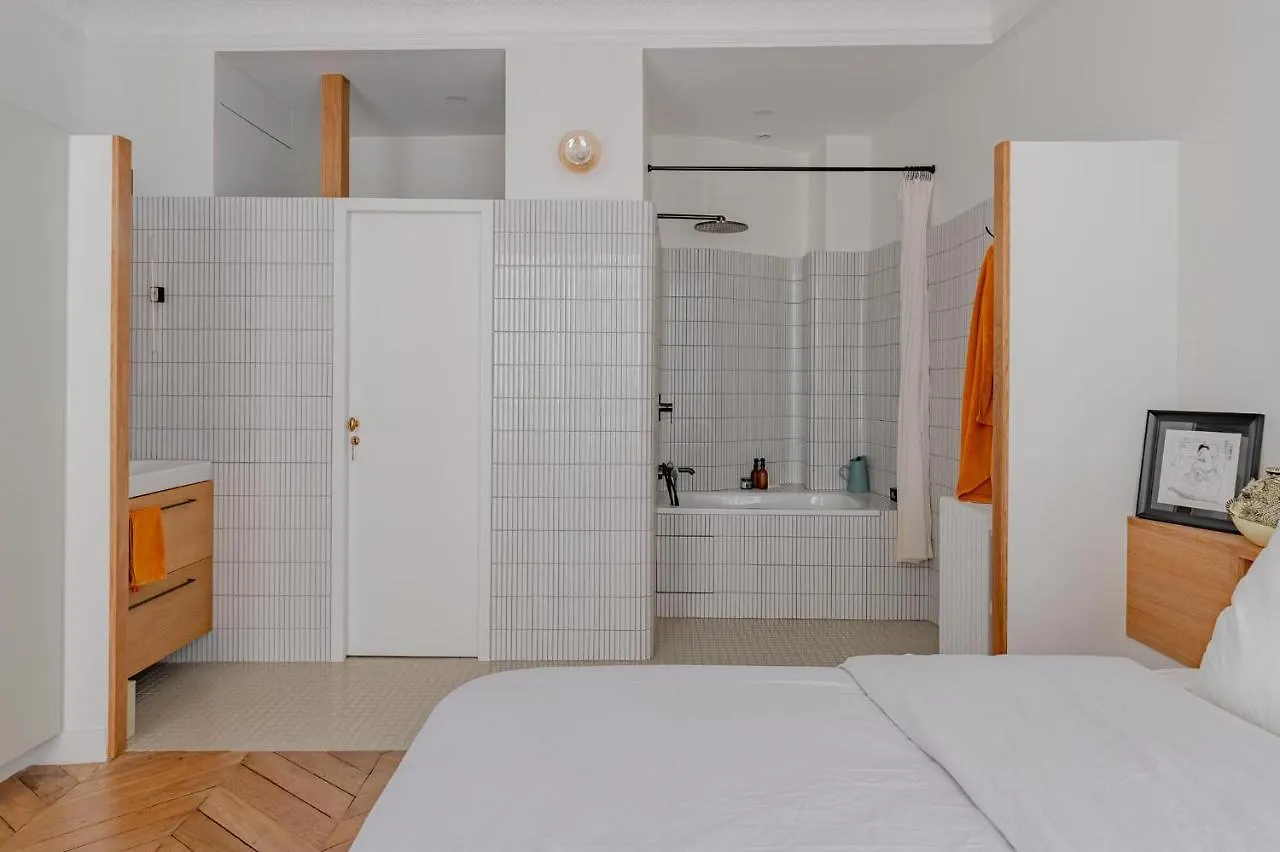 Very Spacious And Stylish Apartment At The Opera. Paris